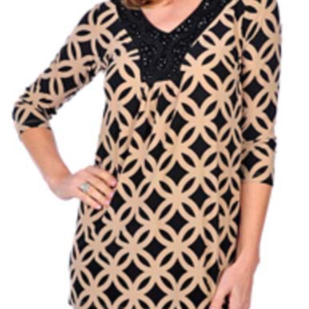 TUNIC, FULL BEAD EMBELLISHED NECK, BLACK/CAMEL, SIZE 3X, ¾ SLEEVES, SEMI-FITTED,